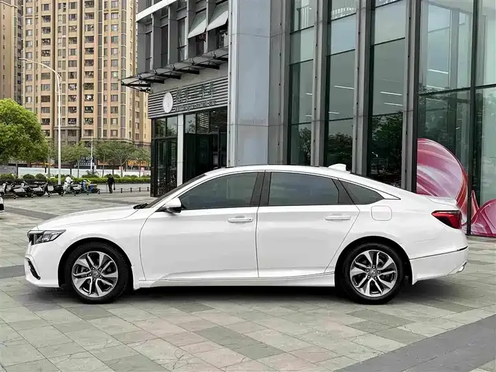 Yingshi 2019 260TURBO exquisite version of the country VI 3