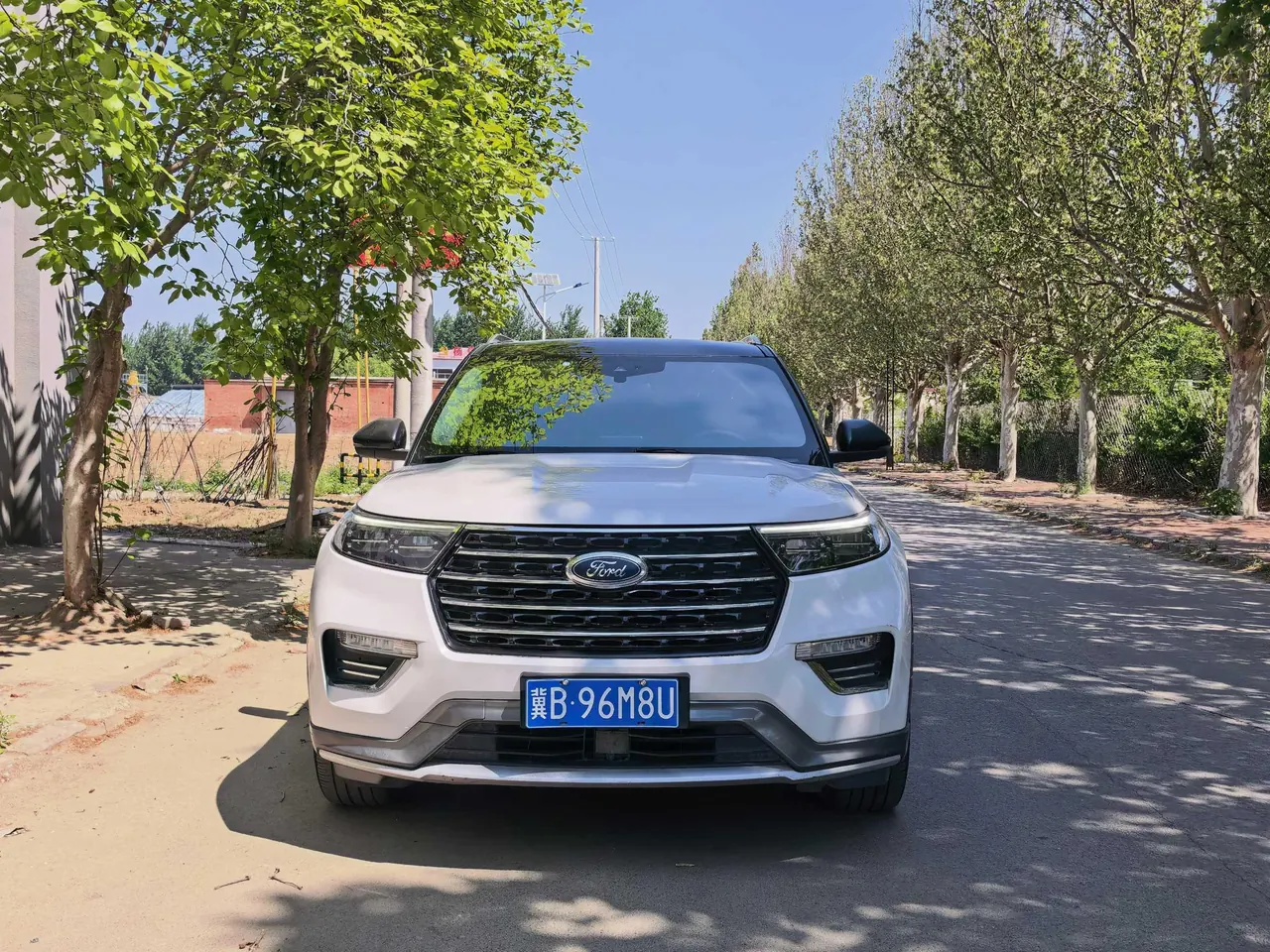 Ford 2020 Explorer 2.3T EcoBoost 285 Four-wheel Drive Titanium Edition 6-seat Automatic Gear 3