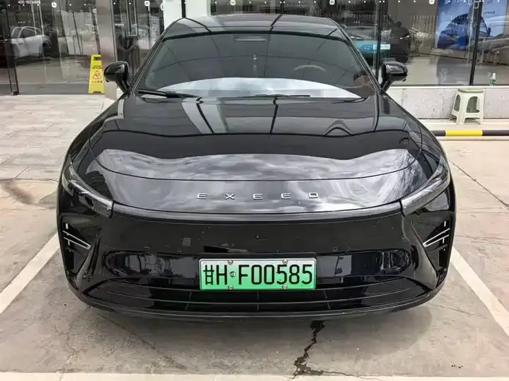 Xingtu ES 2025 extended range Plus comfortable and intelligent enjoyment 2