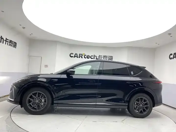 IM LS7 2024 90kWh Max Elite Rear Drive Edition 8