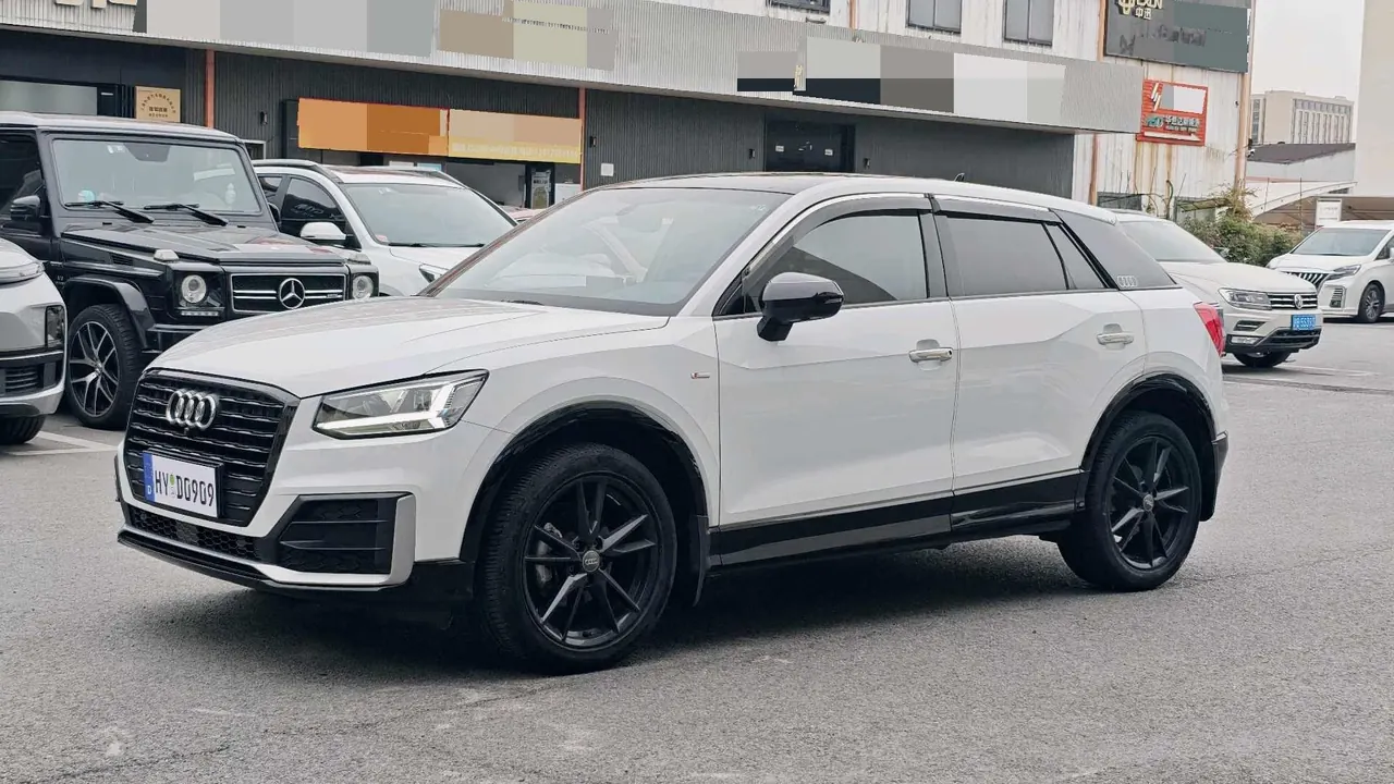 Audi 2020 Q2L 1.4TFSI 35TFSI Fashion Dynamic Automatic - View 1