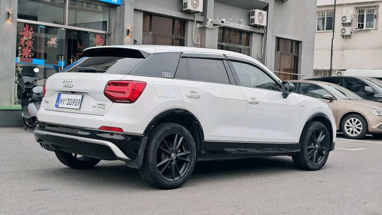 Audi 2020 Q2L 1.4TFSI 35TFSI Fashion Dynamic Automatic 5