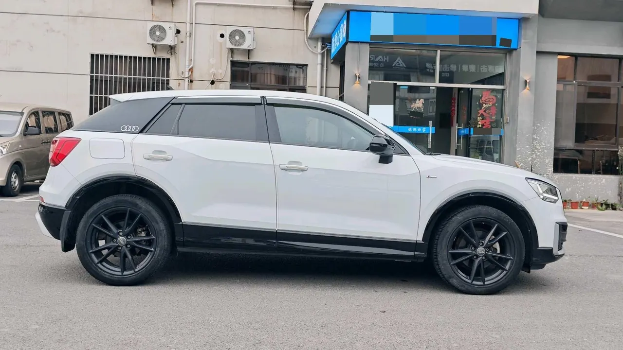 Audi 2020 Q2L 1.4TFSI 35TFSI Fashion Dynamic Automatic 6