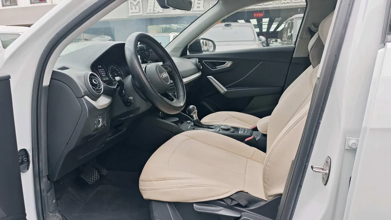 Audi 2020 Q2L 1.4TFSI 35TFSI Fashion Dynamic Automatic 8