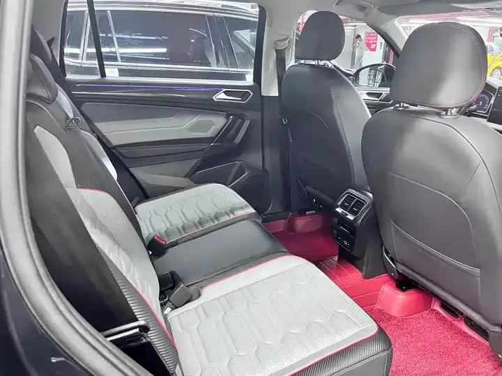 Touang L 2022, 330 TSI, Automatic, Two-Wheel Drive, Comfort Edition 11