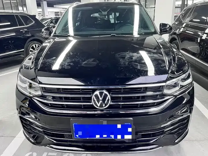 Touang L 2022, 330 TSI, Automatic, Two-Wheel Drive, Comfort Edition 2