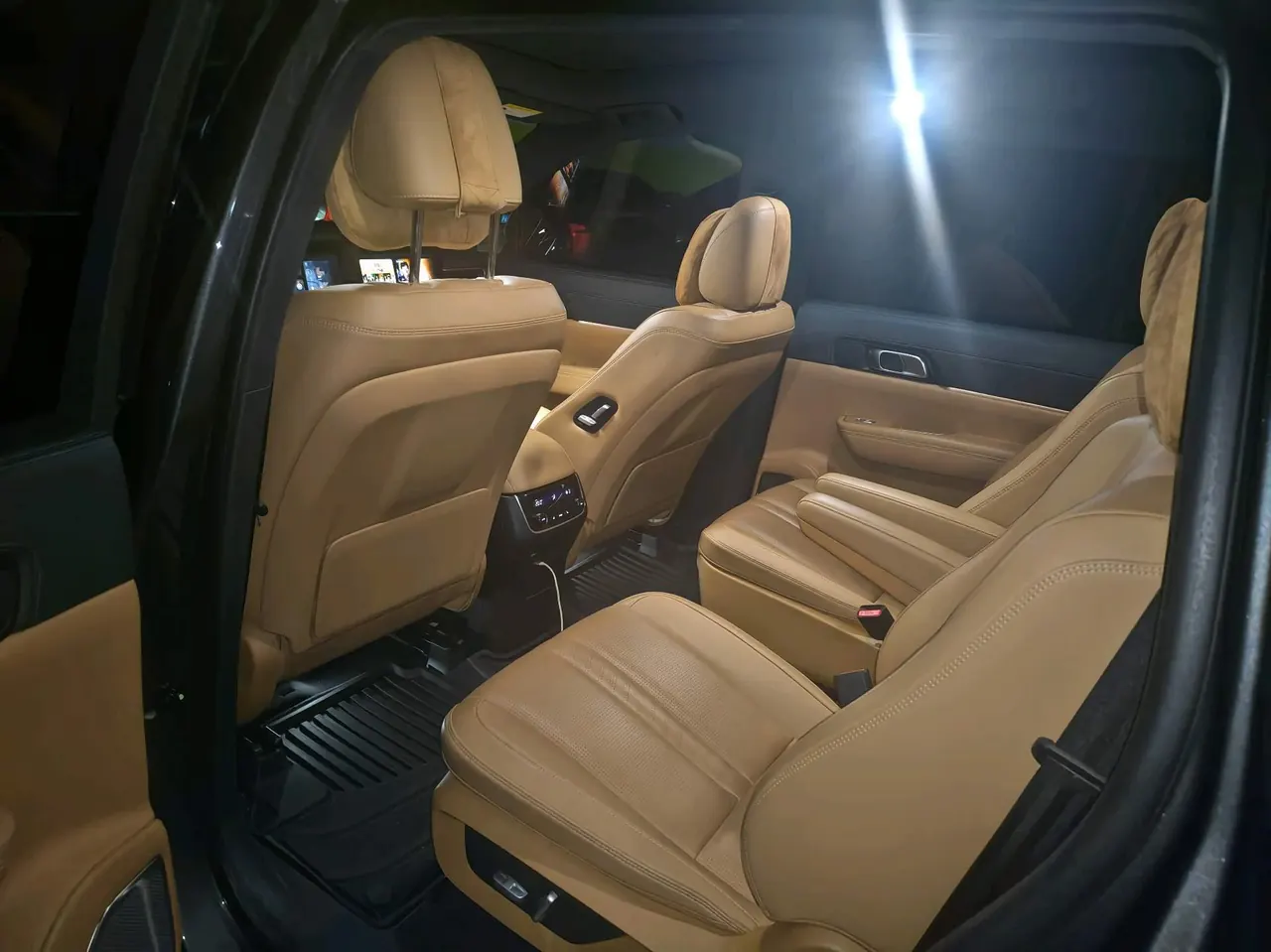 Li 2020 ONE 1.2T extended range 6-seat automatic gear 3