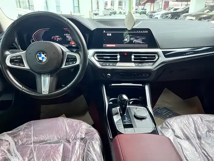 BMW 3 Series 2022 320Li M Sports Suit 11