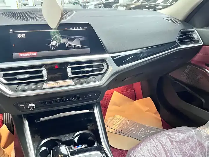 BMW 3 Series 2022 320Li M Sports Suit 6