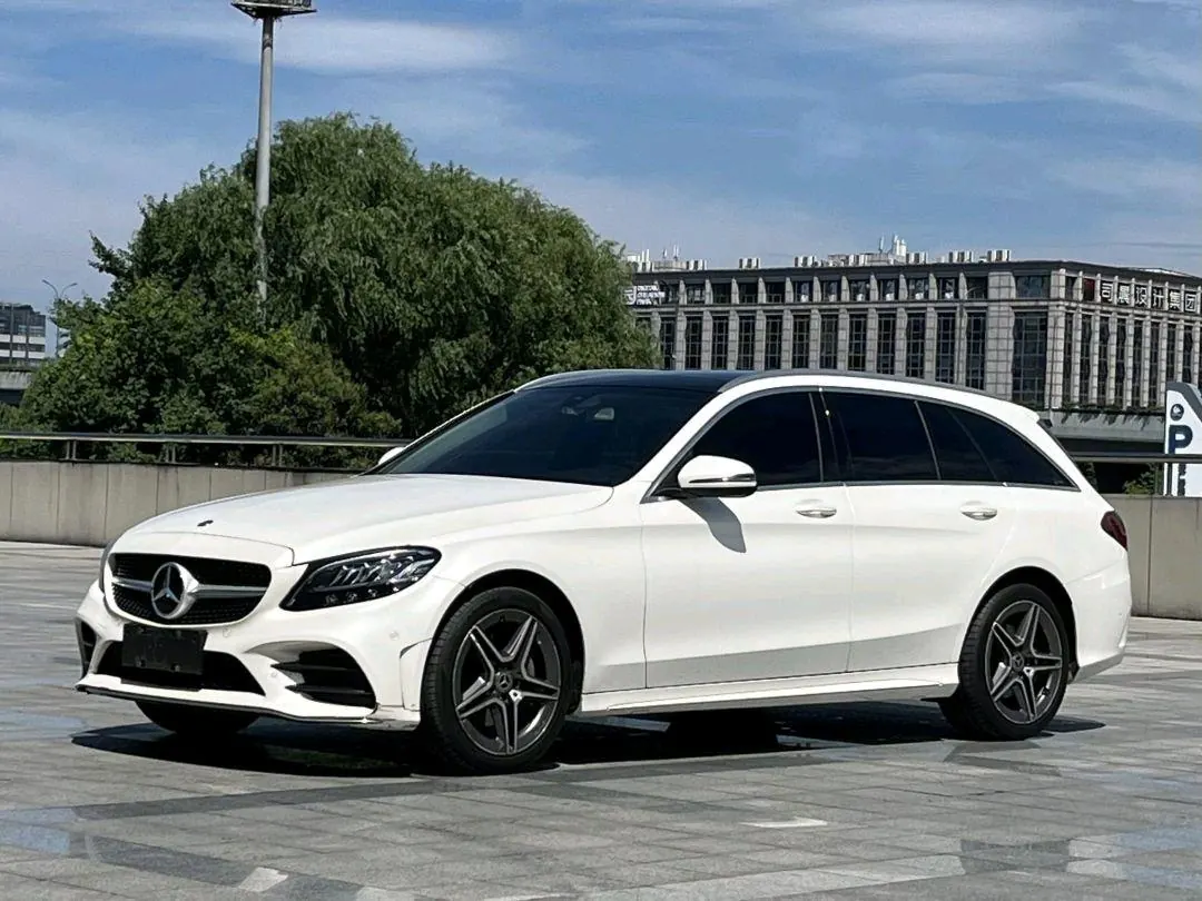 打开图片灯箱:Mercedes Benz Class C (Imported) 2020 C 260 Tourer 48V 1.5T Automatic Gear