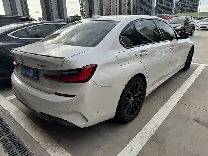 BMW 3 Series 2020 Changed 325Li M Sports Obsidian Night Suit 2