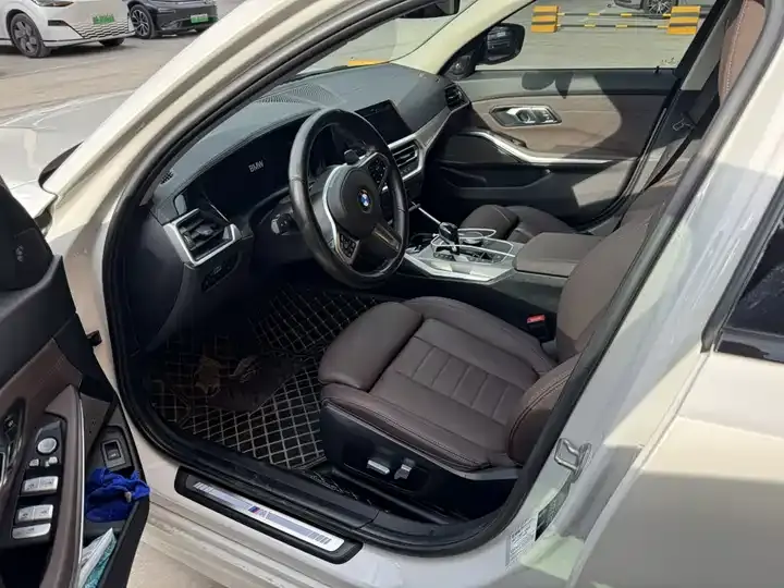 BMW 3 Series 2020 Changed 325Li M Sports Obsidian Night Suit 5