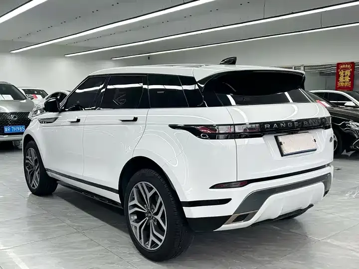 Range Rover Aurora 2020 249PS R-DYNAMIC SE Sports Technology Edition 4