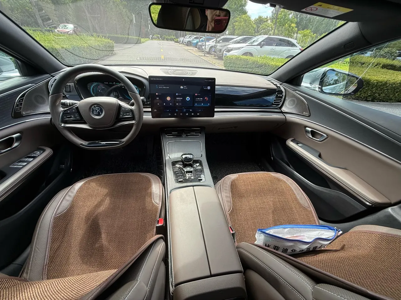 BYD 2020 Han Super Long Endurance Edition Noble Automatic Transmission 4