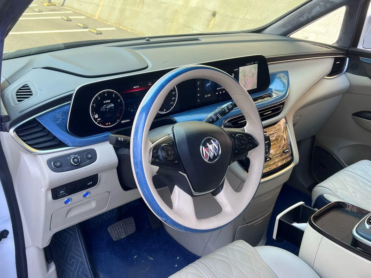Buick 2020 GL8 ES Lu Zun 2.0T 653T Comfortable Automatic Gear 13