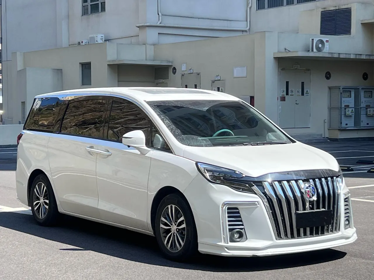 Buick 2020 GL8 ES Lu Zun 2.0T 653T Comfortable Automatic Gear 3