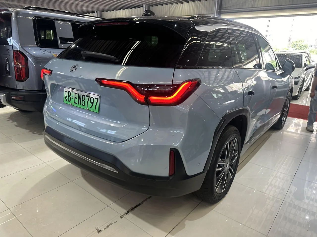 NIO 2020 ES 6 600KM Sports Edition Automatic Gear 9
