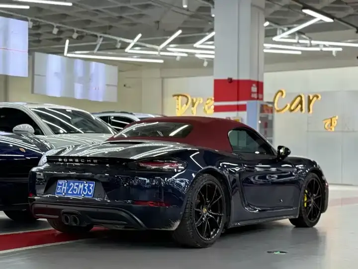 Porsche 718 2020 Boxster 2.0T 9