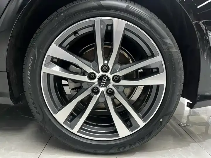 Audi A6L 2026 45 TFSI quattro Selected Dynamic Type 6