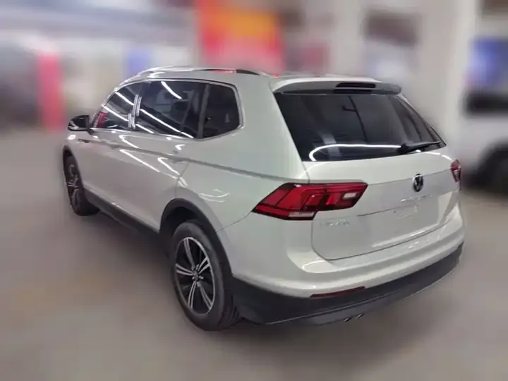 Tiguan L 2021 330TSI Automatic Two-Drive Smart Edition 9
