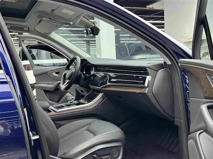 Audi Q7 2021 55 TFSI quattro S line Sport 10