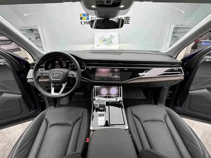 Audi Q7 2021 55 TFSI quattro S line Sport 11