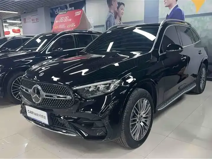 Открыть галерею: Mercedes Benz GLC 2025 changed to GLC 300 L 4MATIC dynamic 5 seats