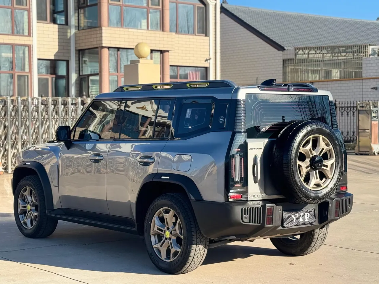 Jetour 2023 Traveler 2.0T Four-wheel Drive Conquers Automatic Gear 4