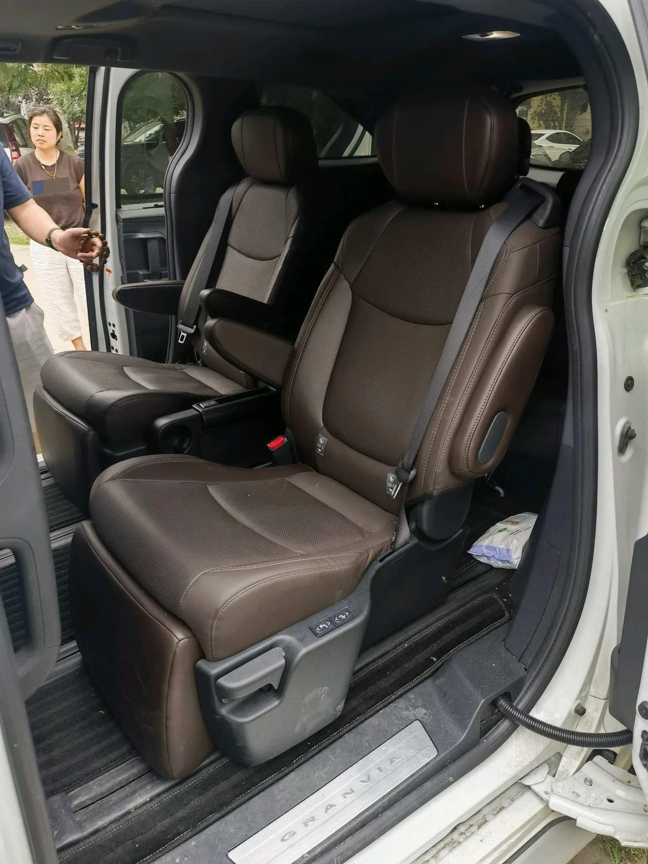 Toyota 2024 Grevia HYBRID 2.5 Stepless Zunjue ULTRA Edition Automatic Gear 6