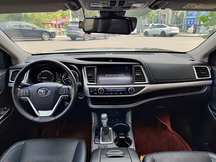Highlander 2021 2.0T 4-wheel drive deluxe edition 7 seats 10