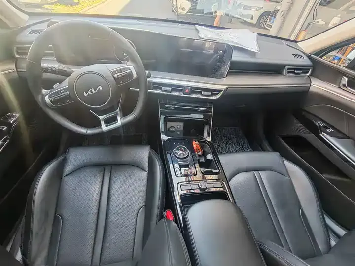 Kia K5 2021 270T CVVD Huanxin Edition 6