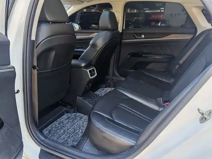 Kia K5 2021 270T CVVD Huanxin Edition 7