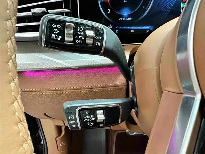 HongQi H9 2022 model 2.0T Intelligent Connected Flag Enjoyment Edition 10