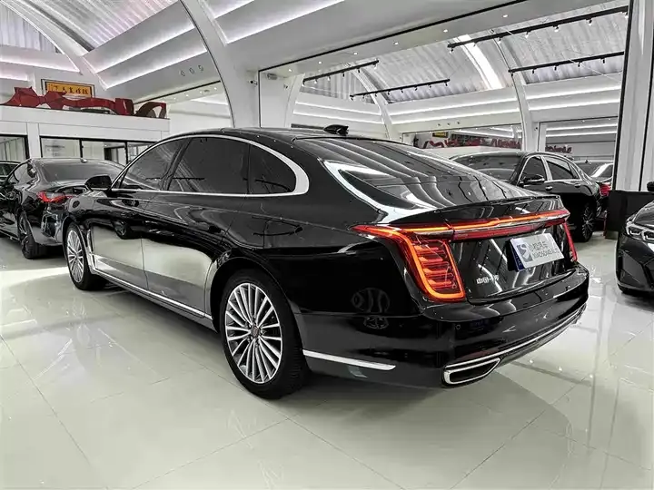HongQi H9 2022 model 2.0T Intelligent Connected Flag Enjoyment Edition 2