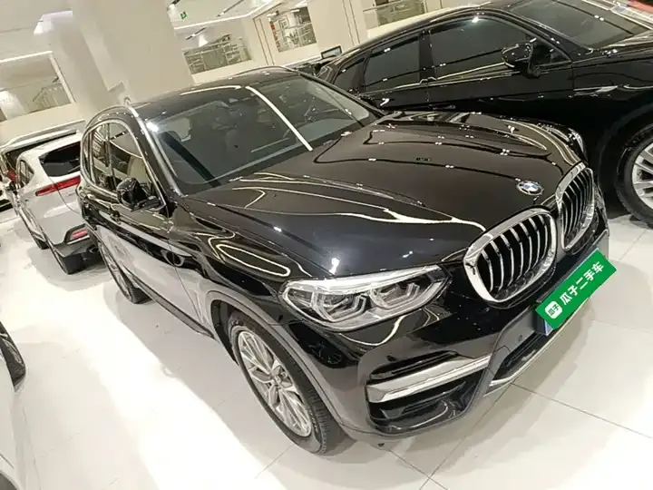 BMW X3 2021 facelift xDrive25i luxury suit 4