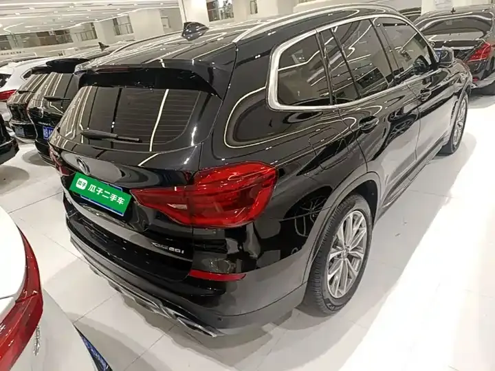 BMW X3 2021 facelift xDrive25i luxury suit 7