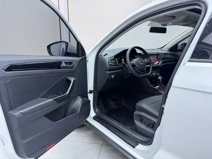 T-ROC 2022 280TSI DSG Front-Wheel Drive Comfort PLUS 7
