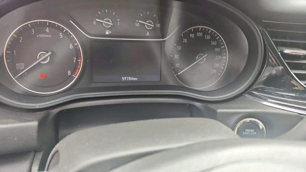 Buick 2022 Regal 1.5T 552T Smart Automatic Gear 4