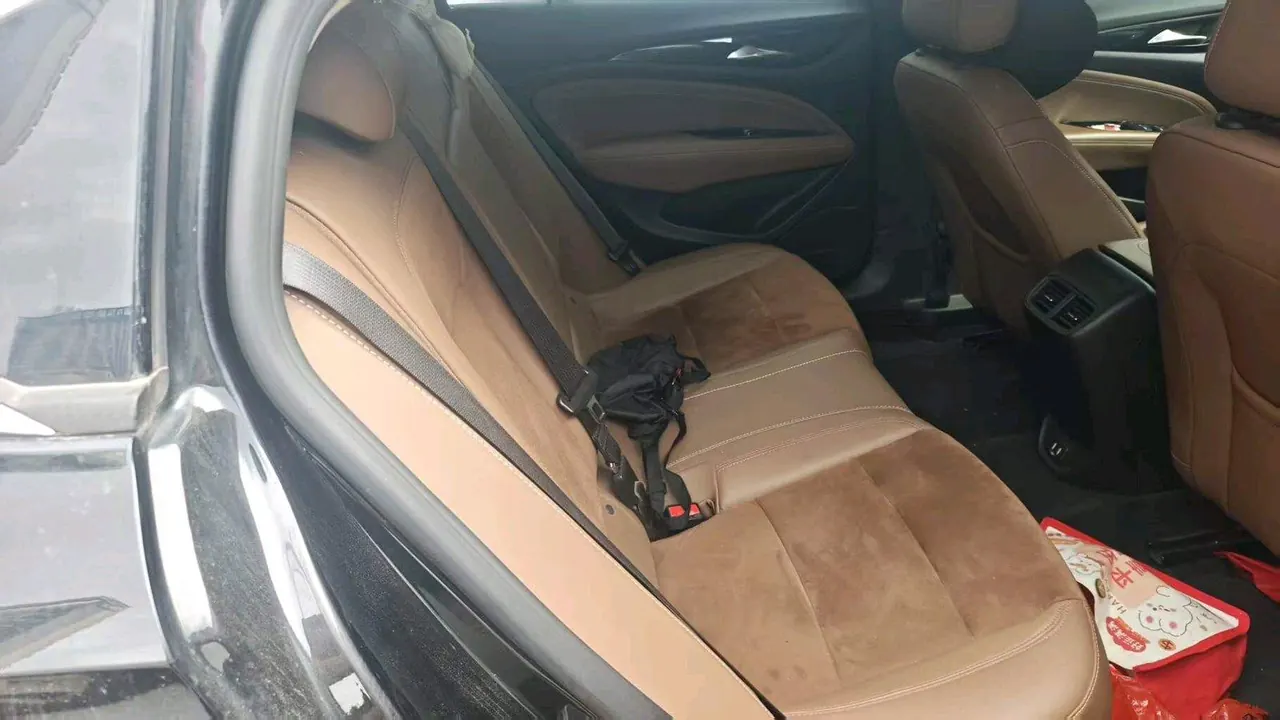 Buick 2022 Regal 1.5T 552T Smart Automatic Gear 5