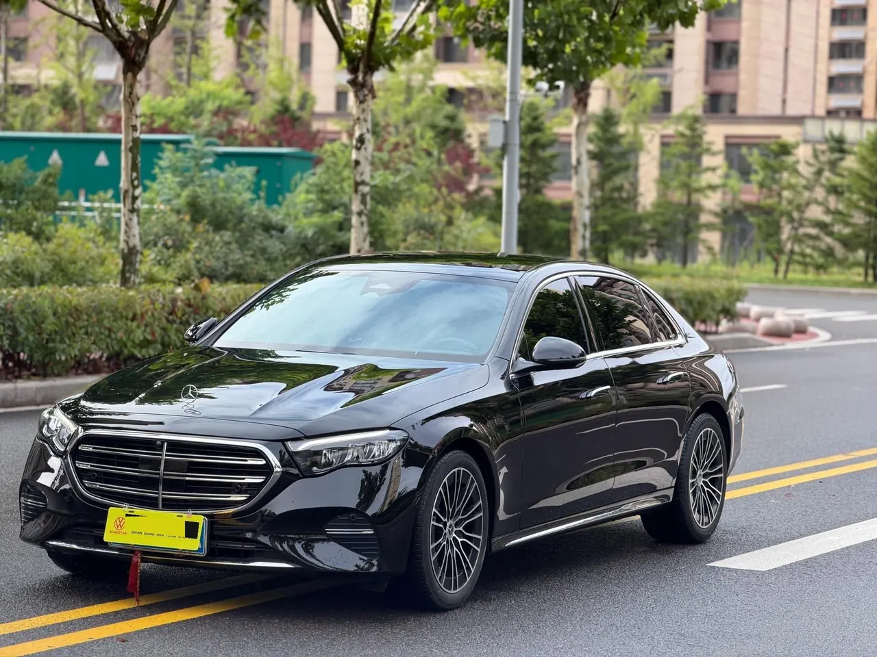 Open image lightbox: Mercedes Benz E Class 2024 E 260 L 48V 2.0T Sports Automatic
