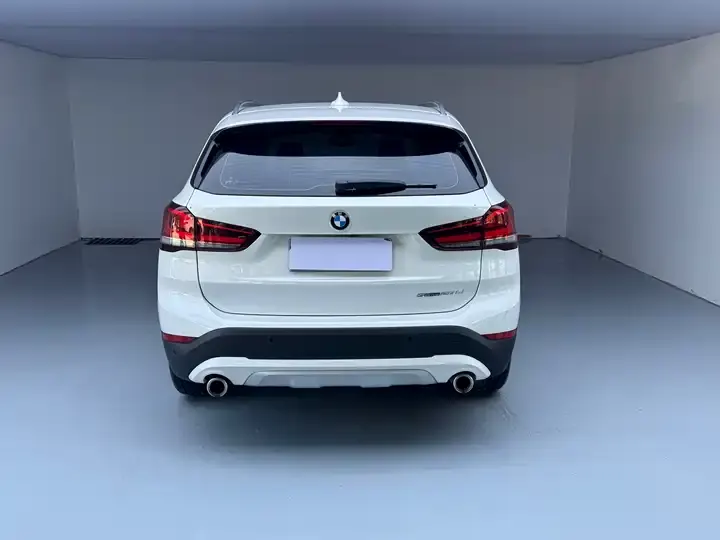 BMW X1 2022 sDrive20Li fashion 5