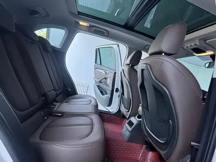 BMW X1 2022 sDrive20Li fashion 8