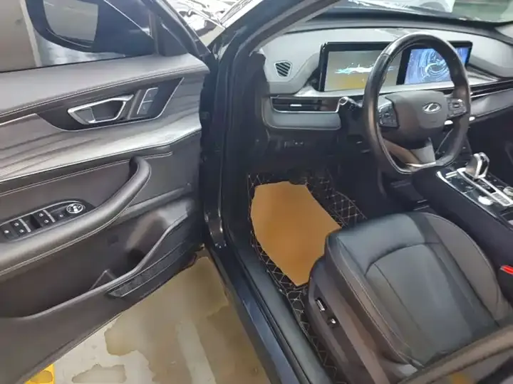 Ruihu 8 PLUS 2021 290TGDI DCT Pride Edition 12