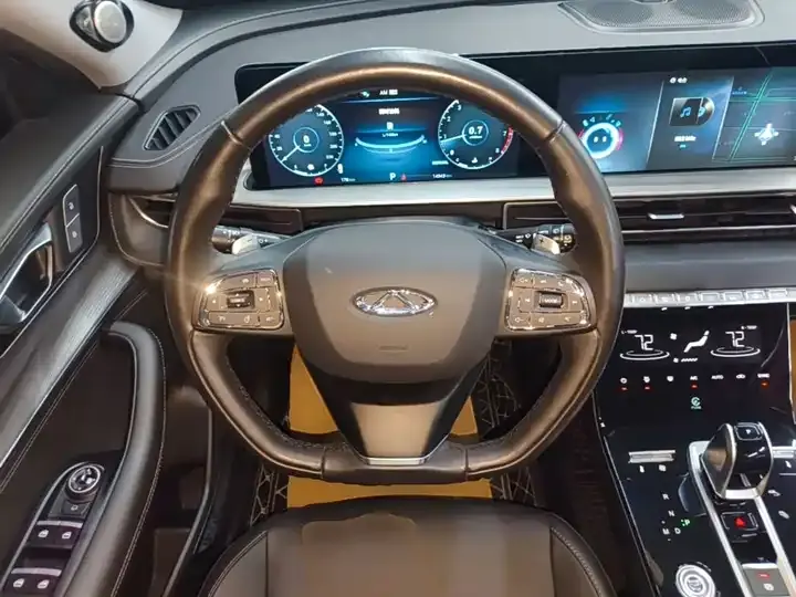 Ruihu 8 PLUS 2021 290TGDI DCT Pride Edition 7