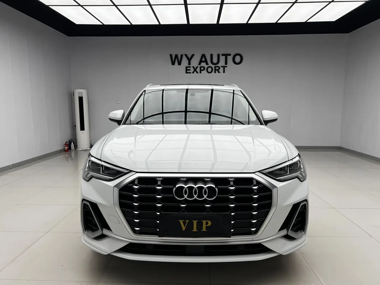 Audi 2020 Q3 Sportback 1.4TFSI 35TFSI aggressive automatic gear 2