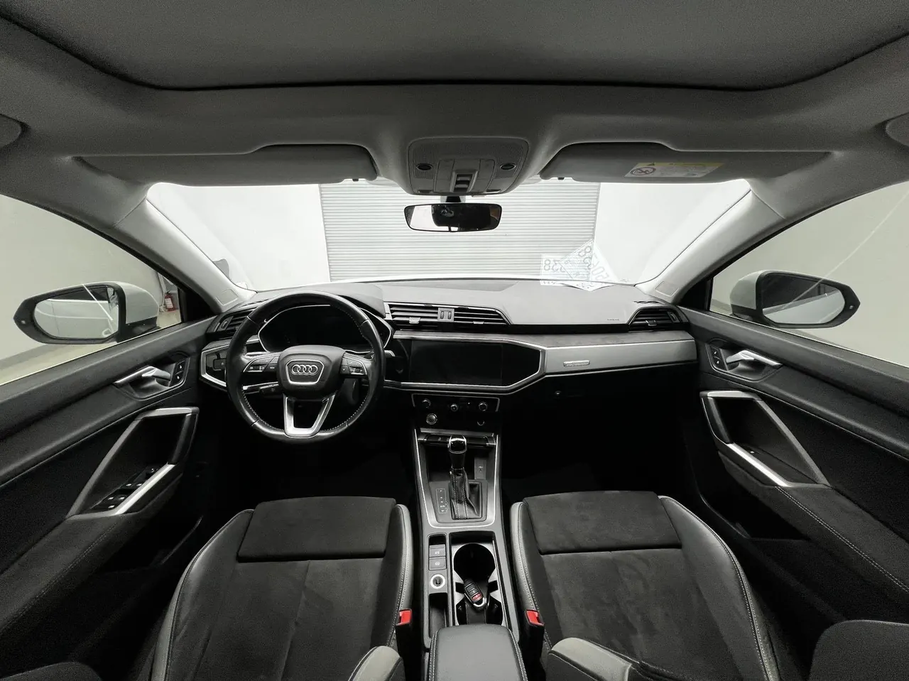 Audi 2020 Q3 Sportback 1.4TFSI 35TFSI aggressive automatic gear 5