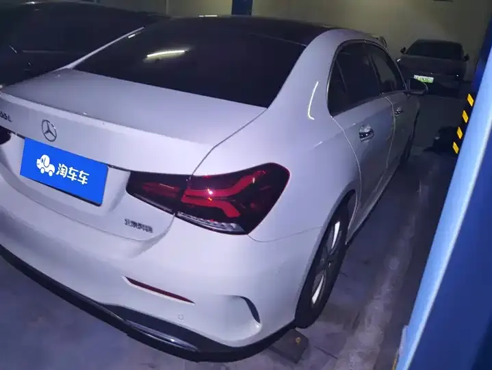 Mercedes Benz Class A 2022 A 200 L Sports Car Dynamic 3