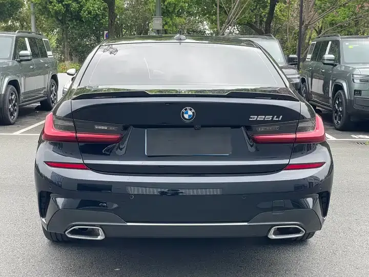 BMW 3 Series 2020 Change 325Li M Sports Suit 12