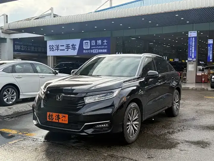 AVANCIER 2020 370TURBO All-Wheel Drive Prestige Edition - View 1