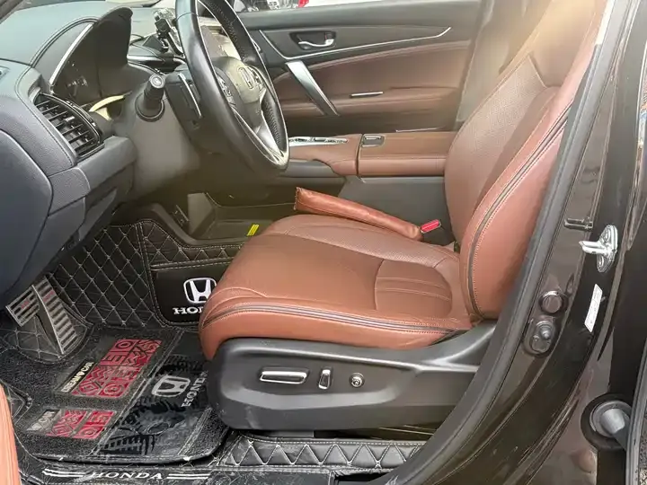 AVANCIER 2020 370TURBO All-Wheel Drive Prestige Edition 4
